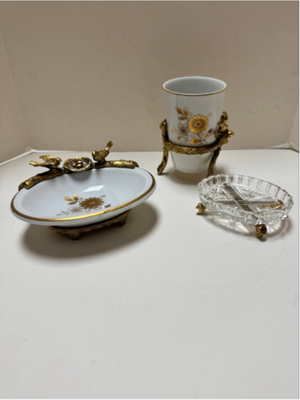 Lefton China White and Gold Bird Bath Vanity Hollywood Regency- 3 pc Set